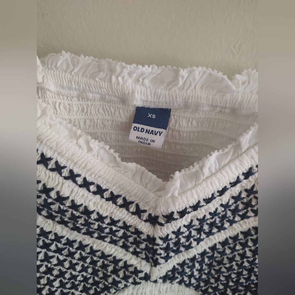 Old Navy Peplum Tank - Picture 3 of 5